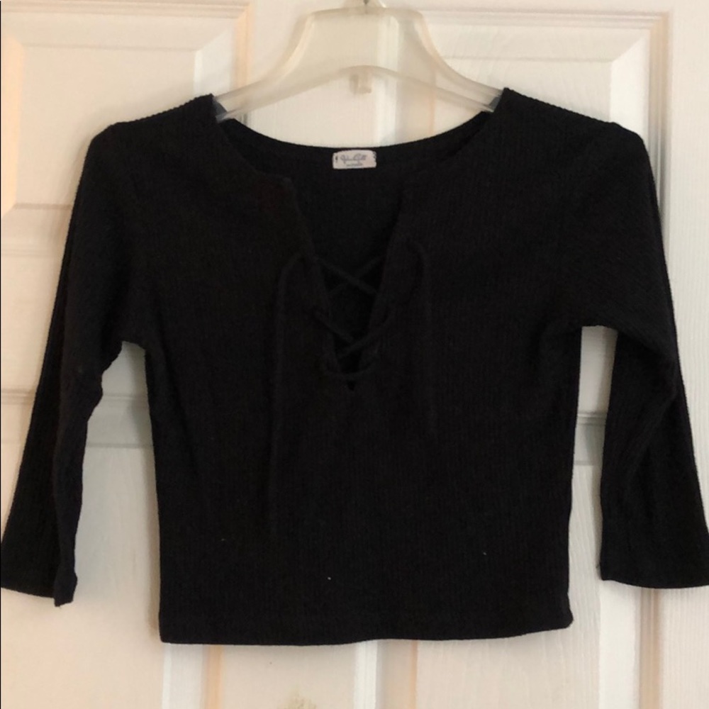 Brandy Melville black top